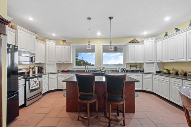 146 Aerie Ln, Granville, TN 38564