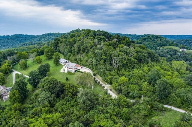146 Aerie Ln, Granville, TN 38564
