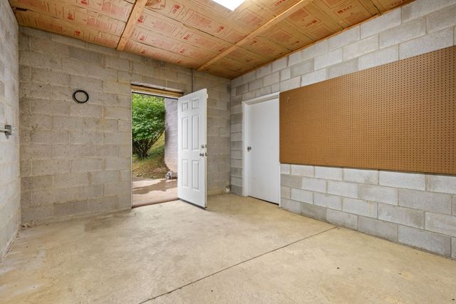 146 Aerie Ln, Granville, TN 38564