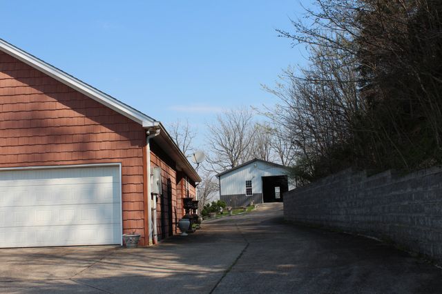 146 Aerie Ln, Granville, TN 38564