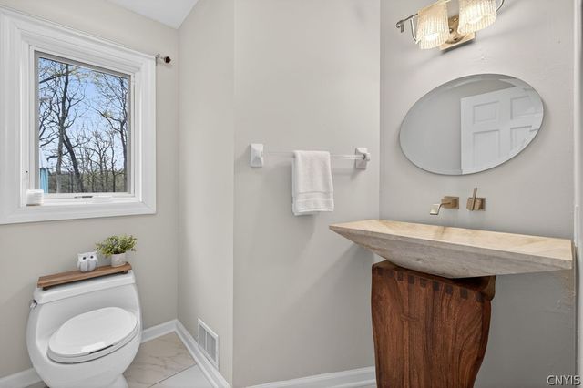 7979 Oak Brook Circle, Victor, NY 14534