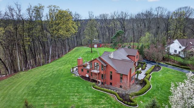 7979 Oak Brook Circle, Victor, NY 14534
