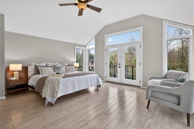 7979 Oak Brook Circle, Victor, NY 14534