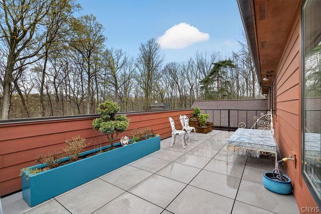 7979 Oak Brook Circle, Victor, NY 14534