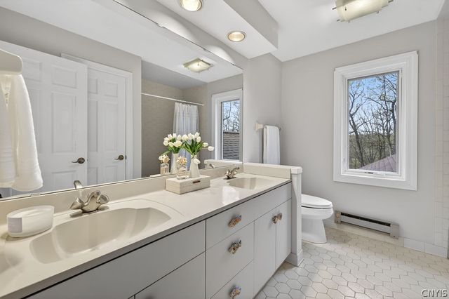 7979 Oak Brook Circle, Victor, NY 14534