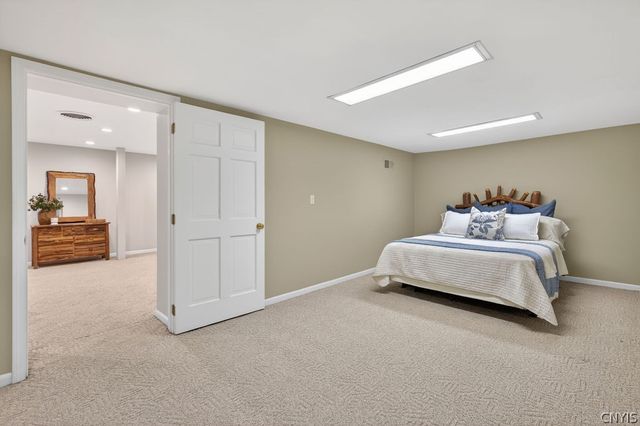 7979 Oak Brook Circle, Victor, NY 14534