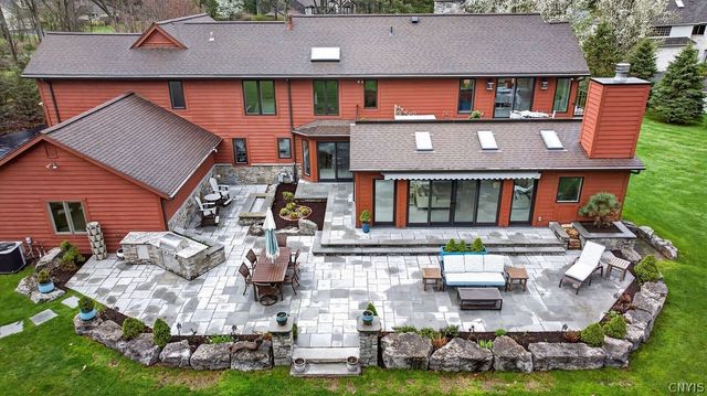 7979 Oak Brook Circle, Victor, NY 14534