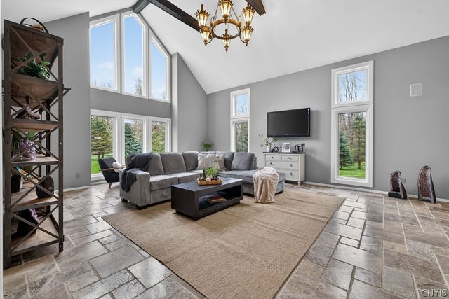 7979 Oak Brook Circle, Victor, NY 14534