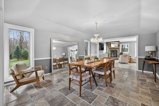 7979 Oak Brook Circle, Victor, NY 14534