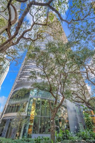 1000 Brickell Plz 3112, Miami, FL 33131
