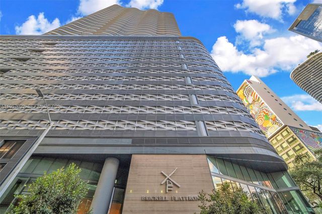 1000 Brickell Plz 3112, Miami, FL 33131