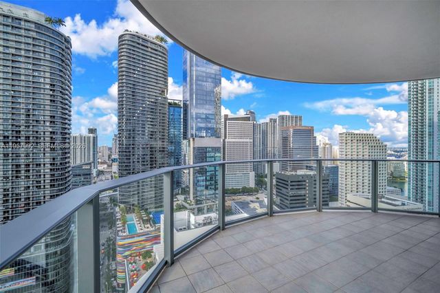 1000 Brickell Plz 3112, Miami, FL 33131