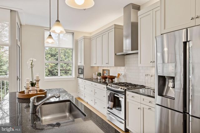 326 IRON WORKS WAY, Wayne, PA 19087
