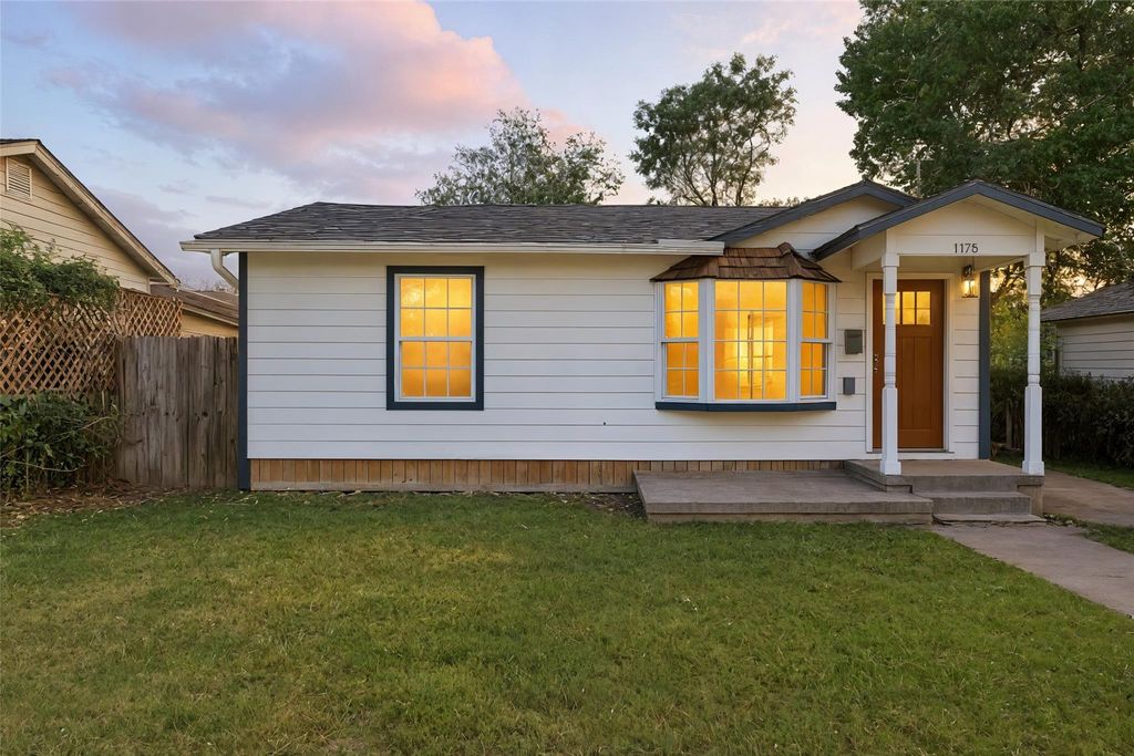 1176 Graham ST, Austin, TX 78702