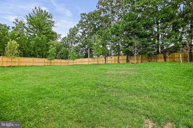 1109 INGLESIDE AVE, Mclean, VA 22101