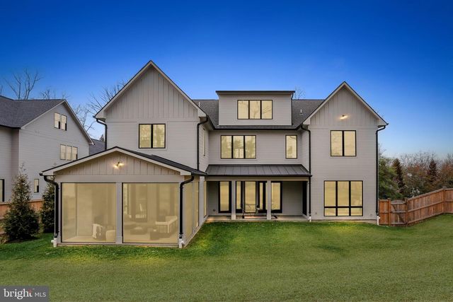 1109 INGLESIDE AVE, Mclean, VA 22101