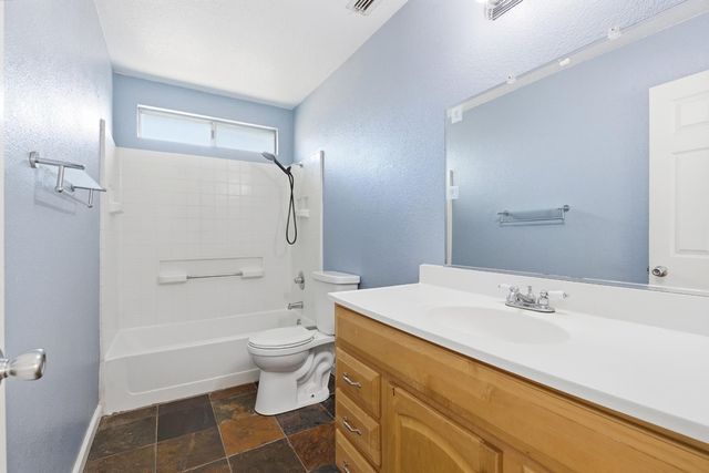 3904 Creedmoor Ave, Modesto, CA 95357