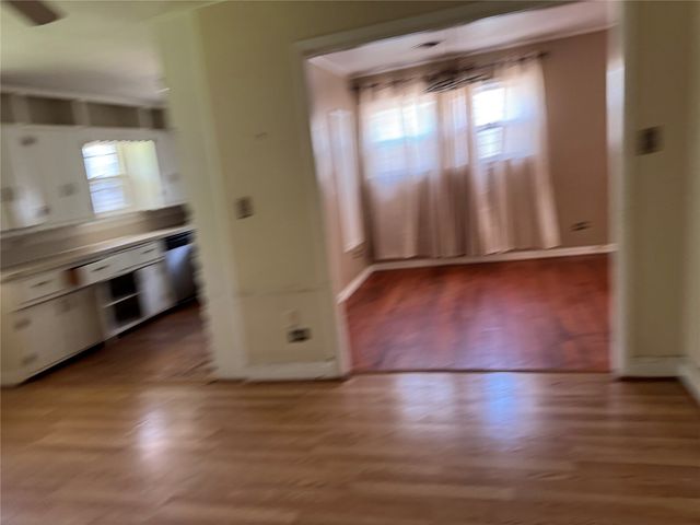221 W Monterey Street, Denison, TX 75020