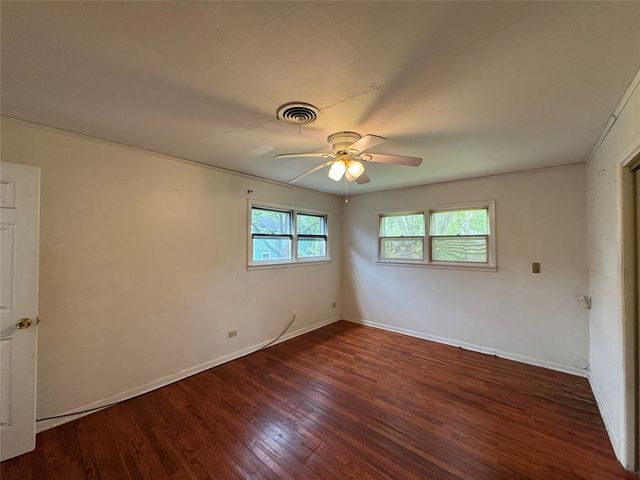 221 W Monterey Street, Denison, TX 75020