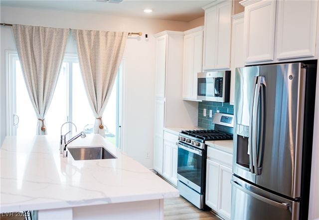 7342 North Decatur Boulevard 5, Las Vegas, NV 89131