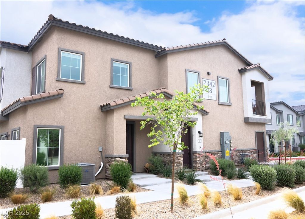 7342 North Decatur Boulevard 5, Las Vegas, NV 89131
