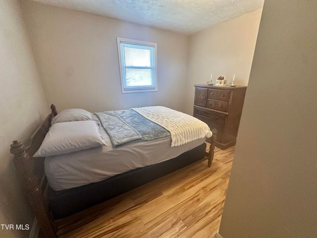 118 Bright Ridge Court, Church Hill, TN 37642