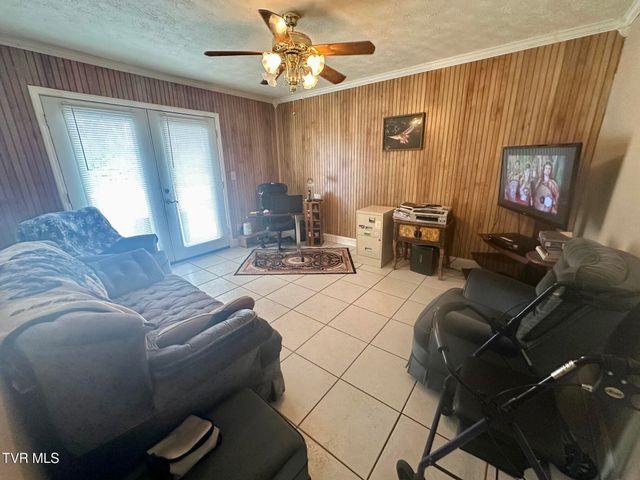 118 Bright Ridge Court, Church Hill, TN 37642