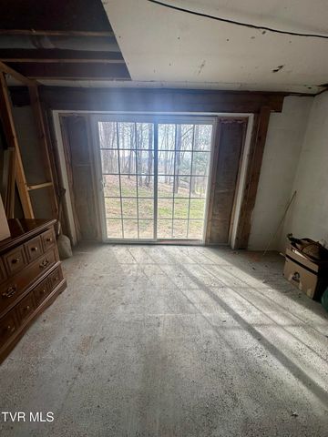 118 Bright Ridge Court, Church Hill, TN 37642