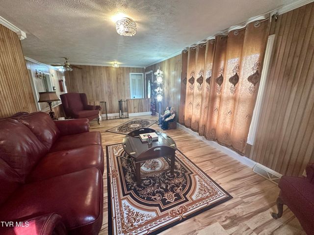 118 Bright Ridge Court, Church Hill, TN 37642