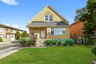 7549 S Roberts Road, Bridgeview, IL 60455