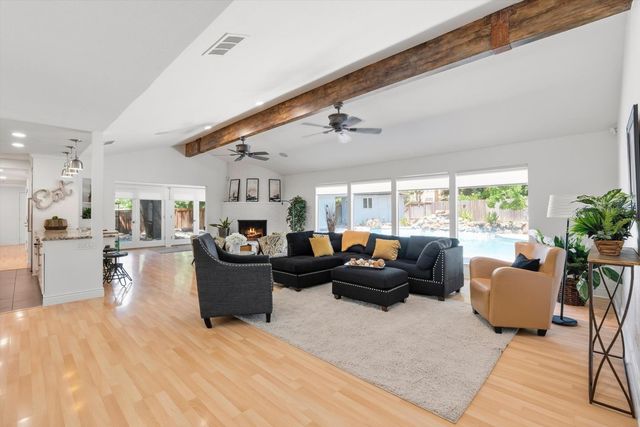 4201 Fair Oaks Blvd, Sacramento, CA 95864