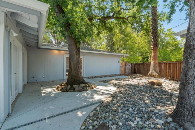 4201 Fair Oaks Blvd, Sacramento, CA 95864