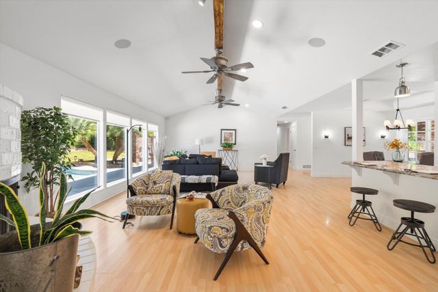 4201 Fair Oaks Blvd, Sacramento, CA 95864