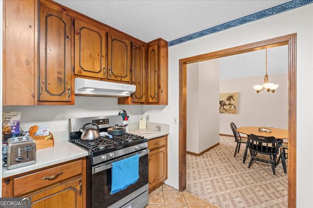135 Russell Lane, Carrollton, GA 30116