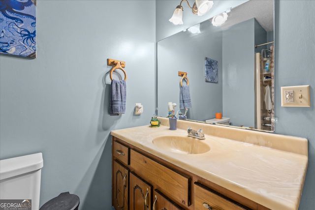 135 Russell Lane, Carrollton, GA 30116