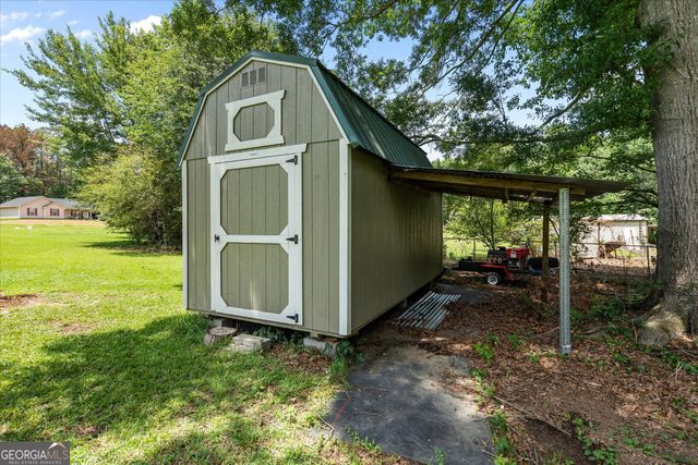135 Russell Lane, Carrollton, GA 30116