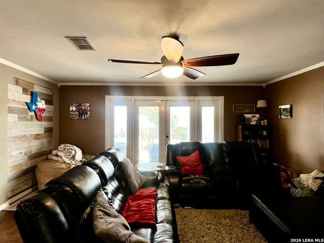 16406 Clydesdale, Selma, TX 78154