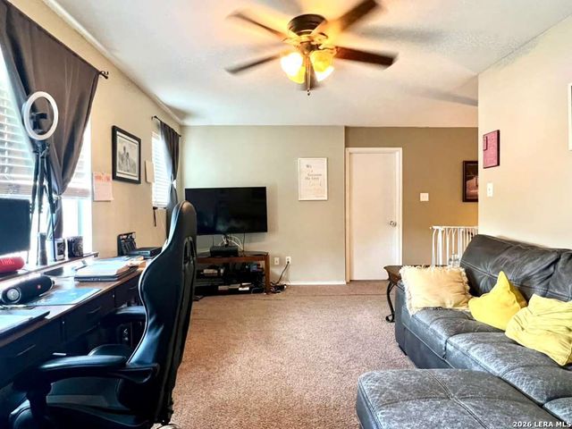 16406 Clydesdale, Selma, TX 78154