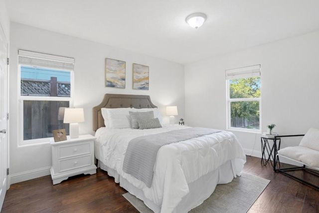 1030 Bradley Way, East Palo Alto, CA 94303