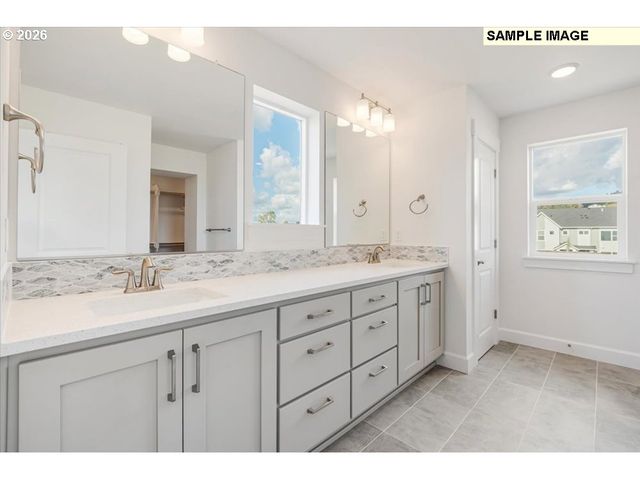 9103 S 1ST St, Ridgefield, WA 98642