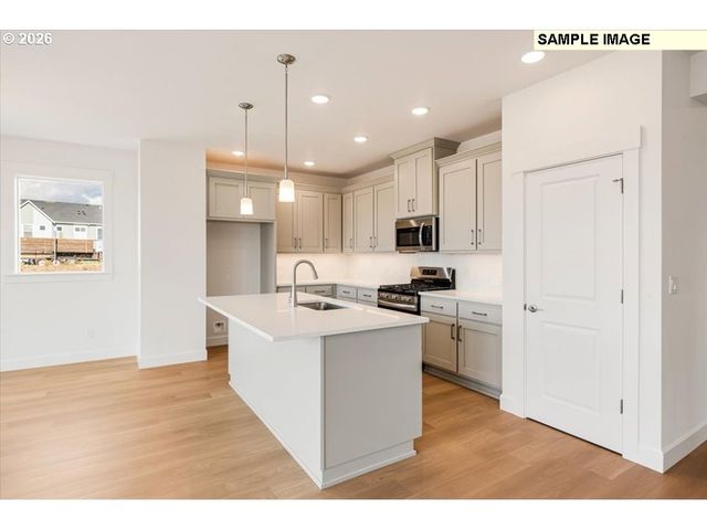 9103 S 1ST St, Ridgefield, WA 98642
