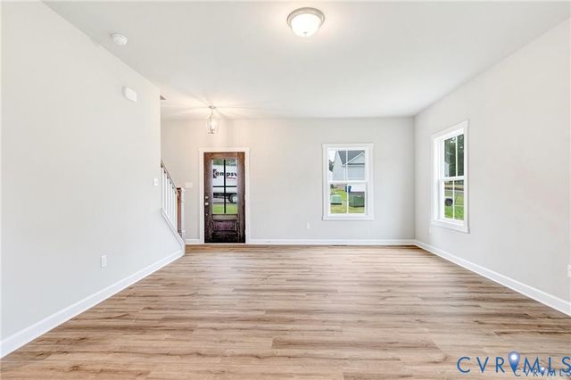 12607 Poplar Village Pl, Chester, VA 23035