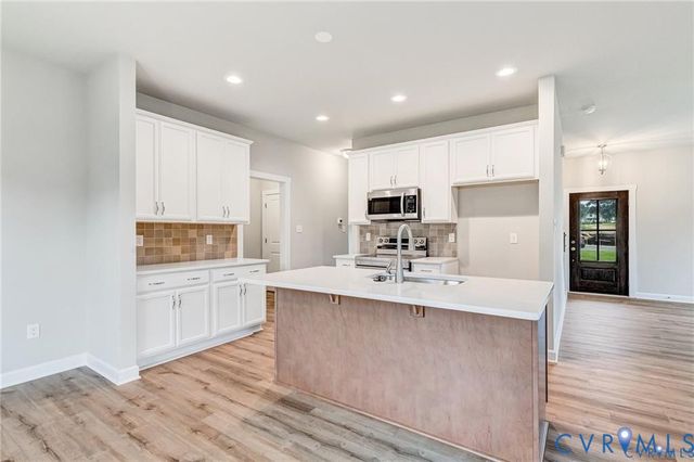 12607 Poplar Village Pl, Chester, VA 23035