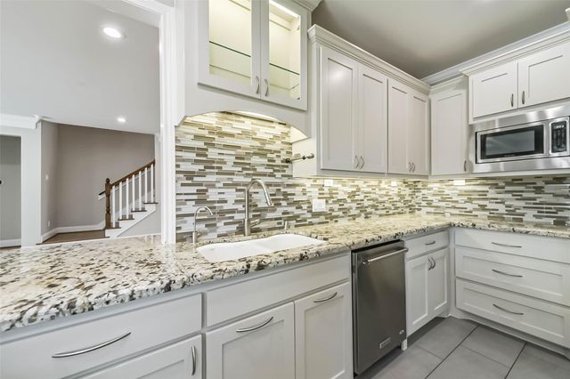 1317 Chantilly Lane, Houston, TX 77018