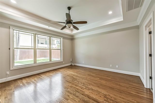 1317 Chantilly Lane, Houston, TX 77018