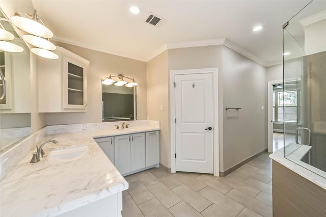 1317 Chantilly Lane, Houston, TX 77018