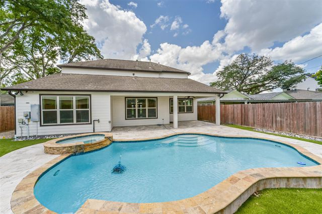 1317 Chantilly Lane, Houston, TX 77018