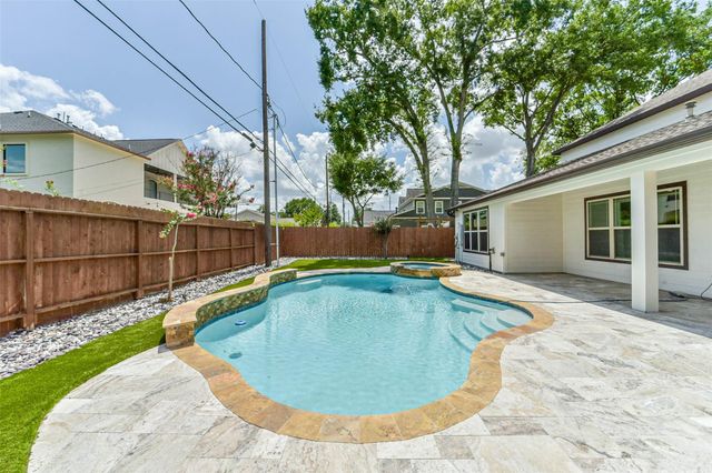 1317 Chantilly Lane, Houston, TX 77018