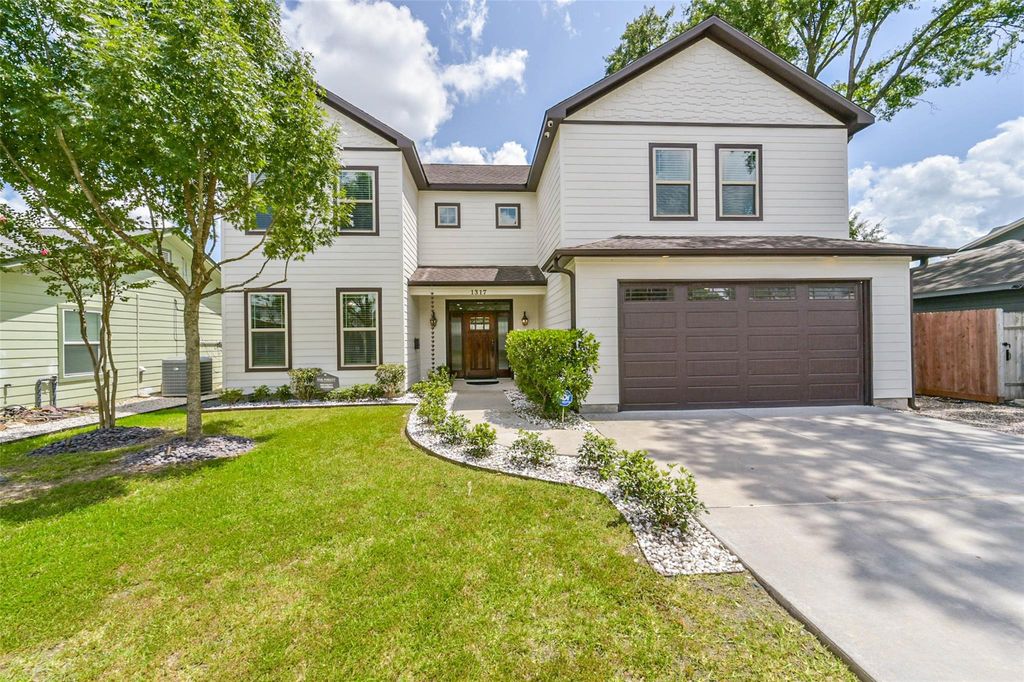 1317 Chantilly Lane, Houston, TX 77018