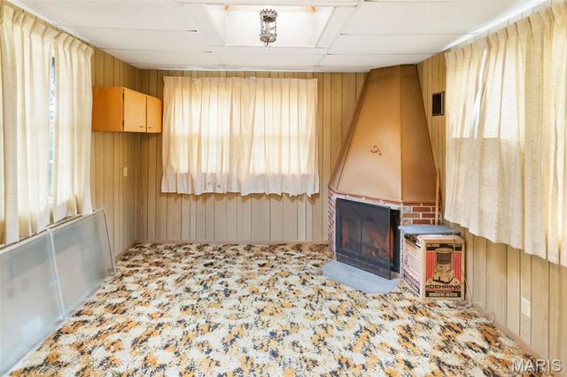 7132 W Main Street, Maryville, IL 62062